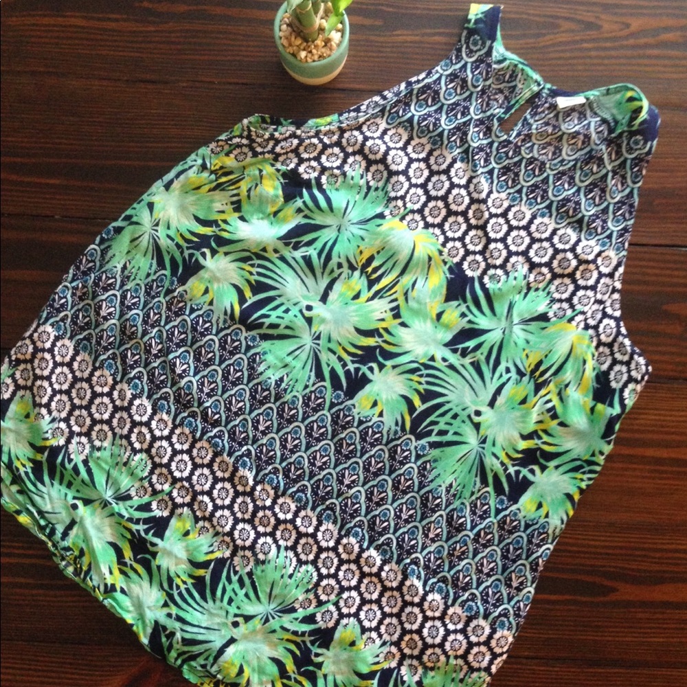 Old Navy tank top!